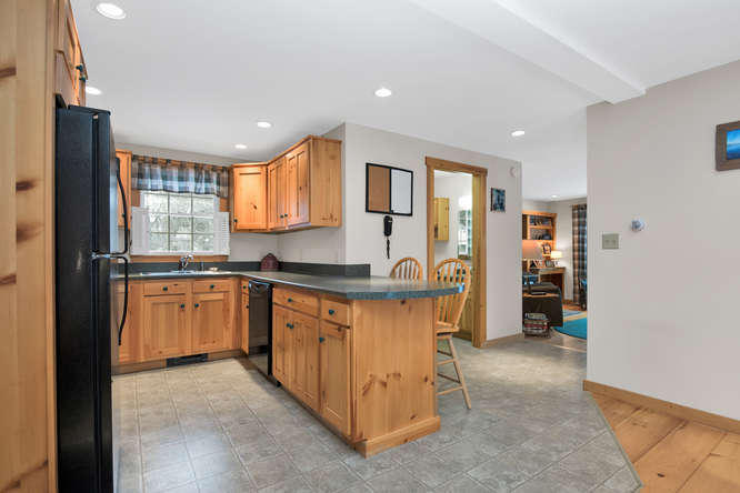 232 Old Post Road Arundel, ME 04046 - Photo 8 of 29 232 Old Post Rd Arundel ME-small-012-5-K