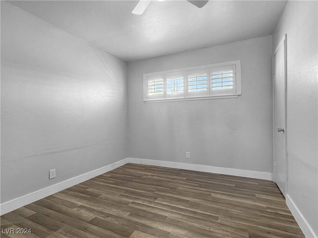 6019 Clark Street Las Vegas, NV 89122 - Photo 9 of 12 Unit #16