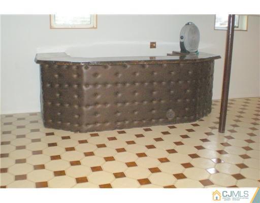 19 Hudson Road East Brunswick, NJ 08816 - Photo 12 of 18 Gallery Image 12