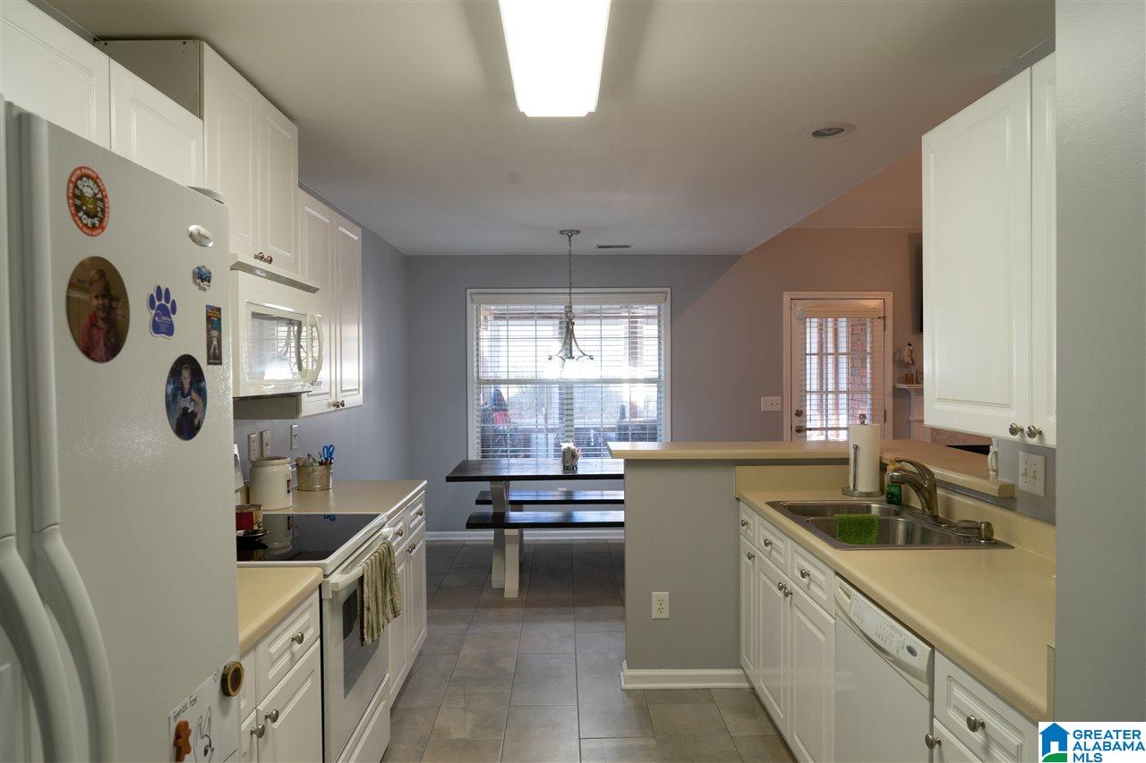 134 Hickory Point Drive Helena, AL 35080 - Photo 10 of 24