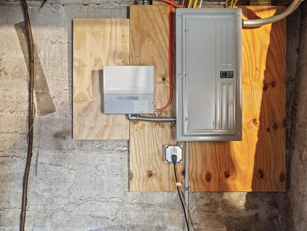 116 Weare Street Lawrence, MA 01843 - Photo 20 of 25 a bathroom with a window and a shower