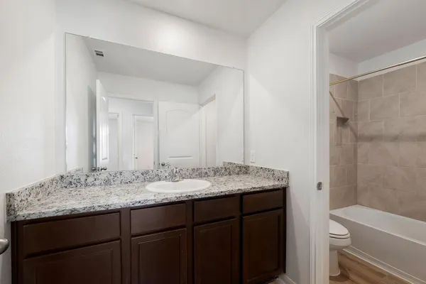 $1,850 | 317 Crescent Park Drive, Jarrell, TX 76537