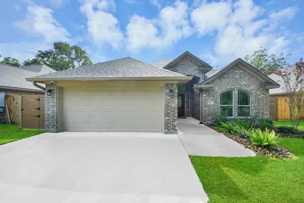 $315,000 | 1023 South Anderson Street, Angleton, TX 77515