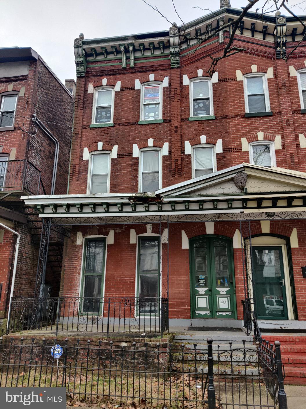 289 Spring Street Trenton, NJ 08618 - Photo 1 of 14 Gallery Image 1