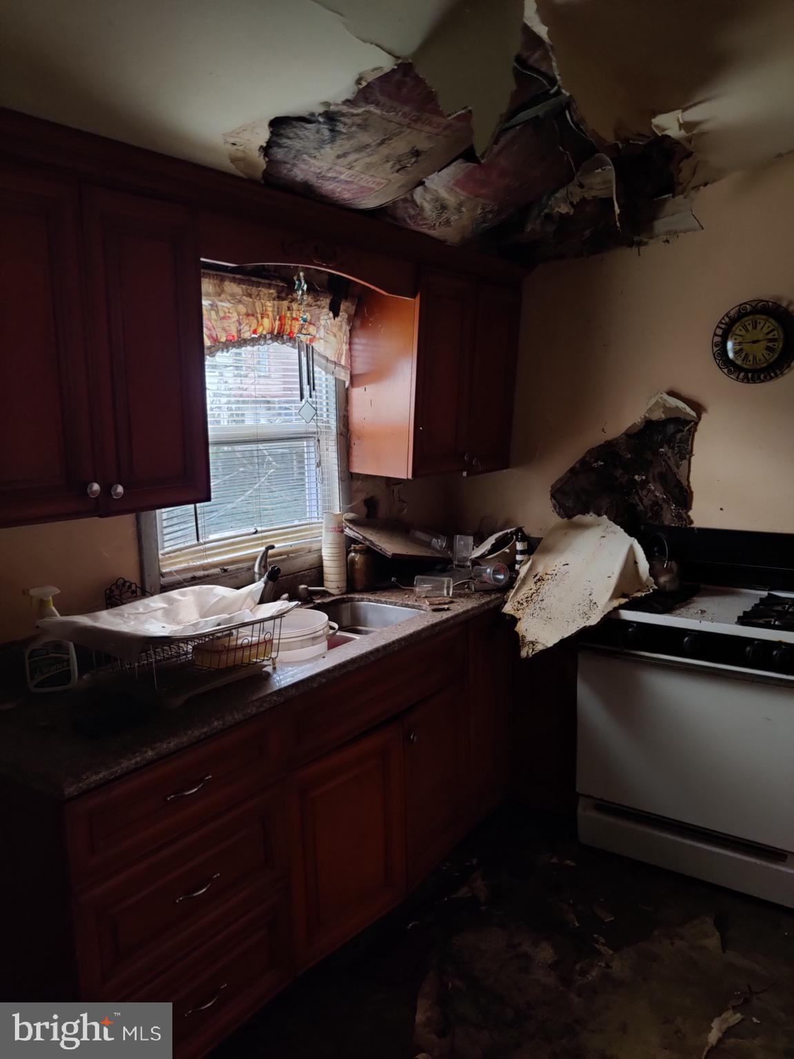 289 Spring Street Trenton, NJ 08618 - Photo 11 of 14 Gallery Image 11