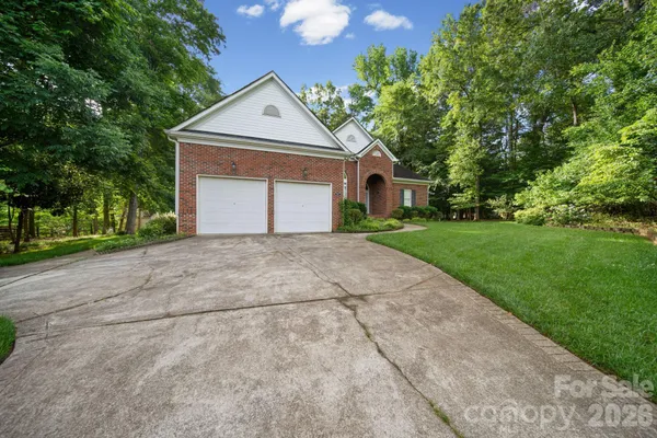 $450,000 | 8106 Acton Court, Mint Hill, NC 28227