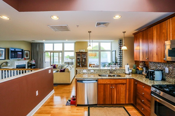 45 Rantoul Street, Unit 310 Beverly, MA 01915 - Photo 5 of 23 Gallery Image 5