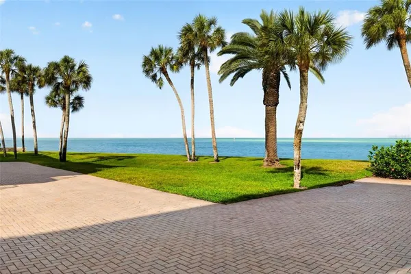 $2,290,000 | 4708 Ocean Boulevard, Unit E4, Sarasota, FL 34242