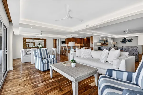 $2,290,000 | 4708 Ocean Boulevard, Unit E4, Sarasota, FL 34242