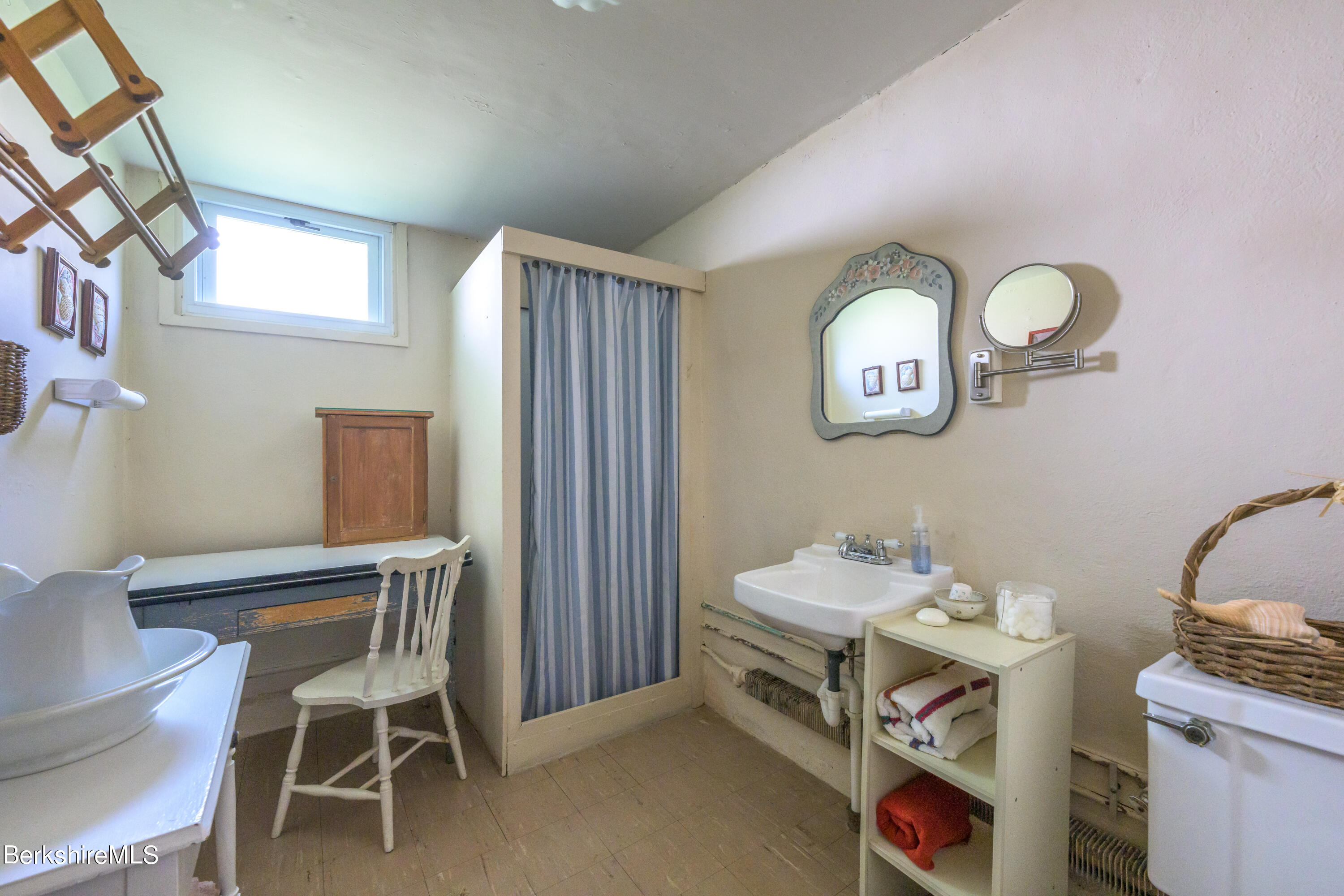 138 East New Lenox Road Pittsfield, MA 01201 - Photo 28 of 32 Print - 138 East New Lenox Rd Pittsfield