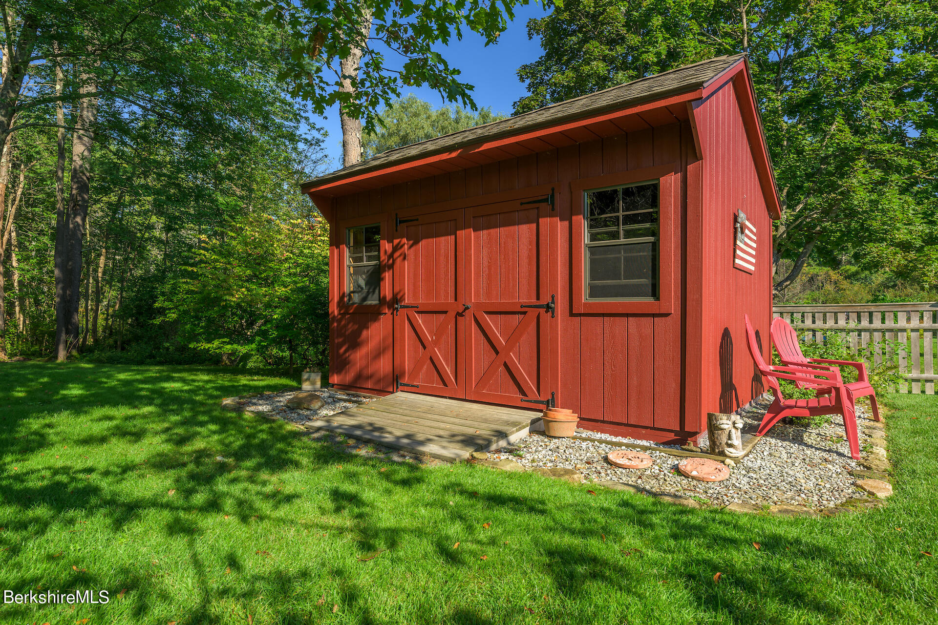 138 East New Lenox Road Pittsfield, MA 01201 - Photo 9 of 32 Print - 138 East New Lenox Rd Pittsfield