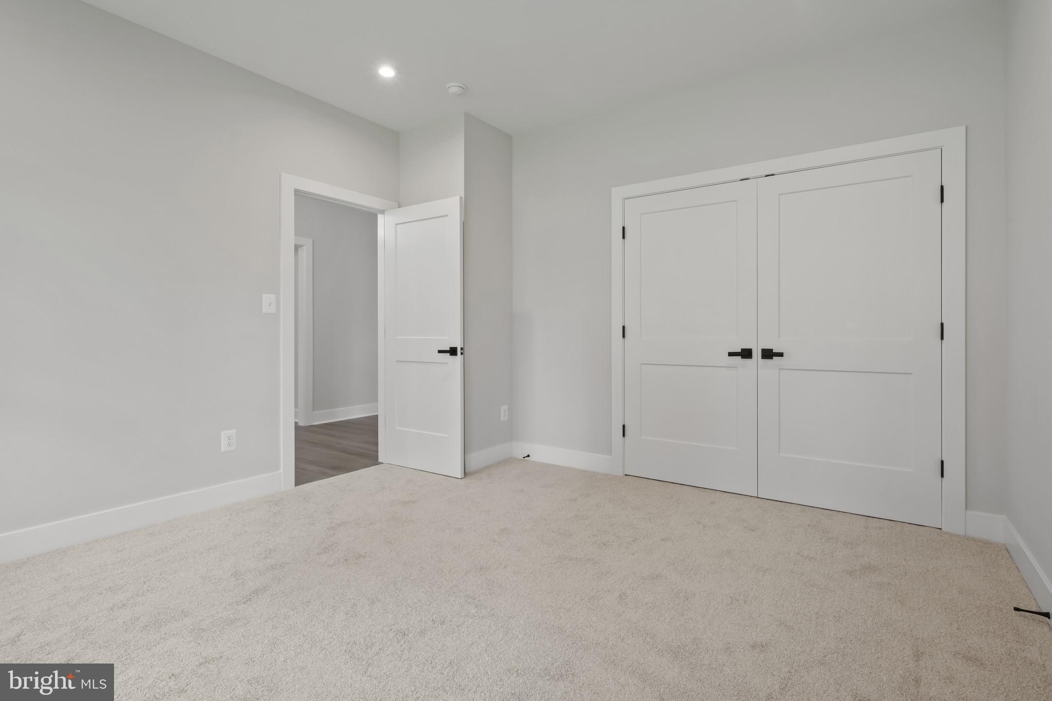 11516 Smithfield Road Manassas, VA 20112 - Photo 16 of 38 a view of an empty room