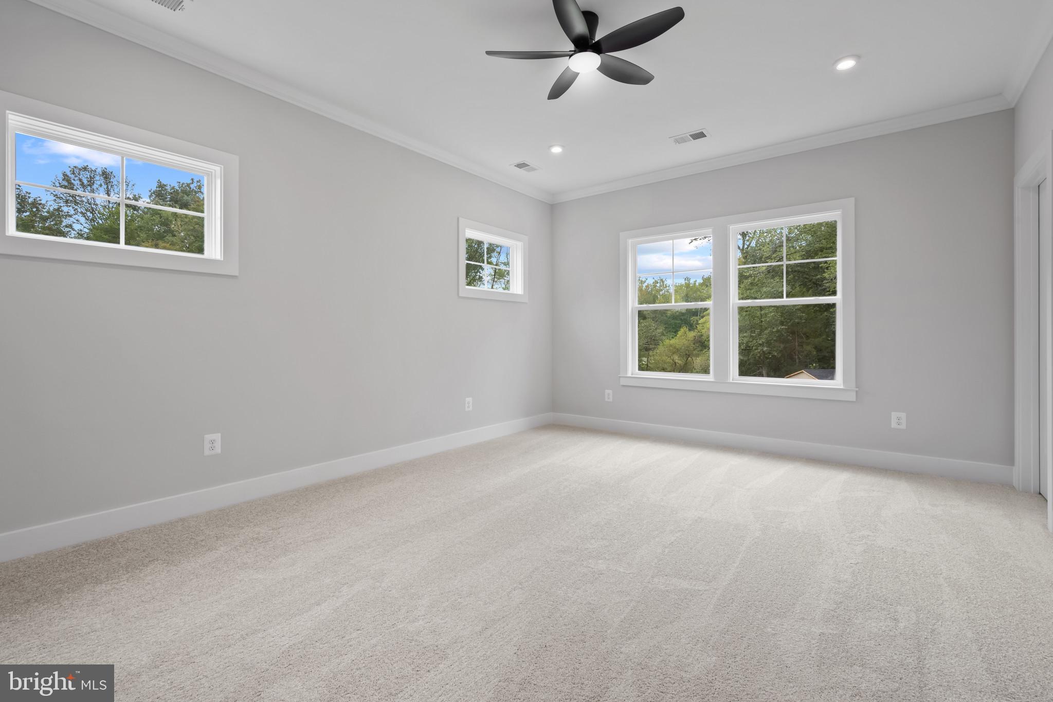 11516 Smithfield Road Manassas, VA 20112 - Photo 10 of 38 a view of an empty room with a window