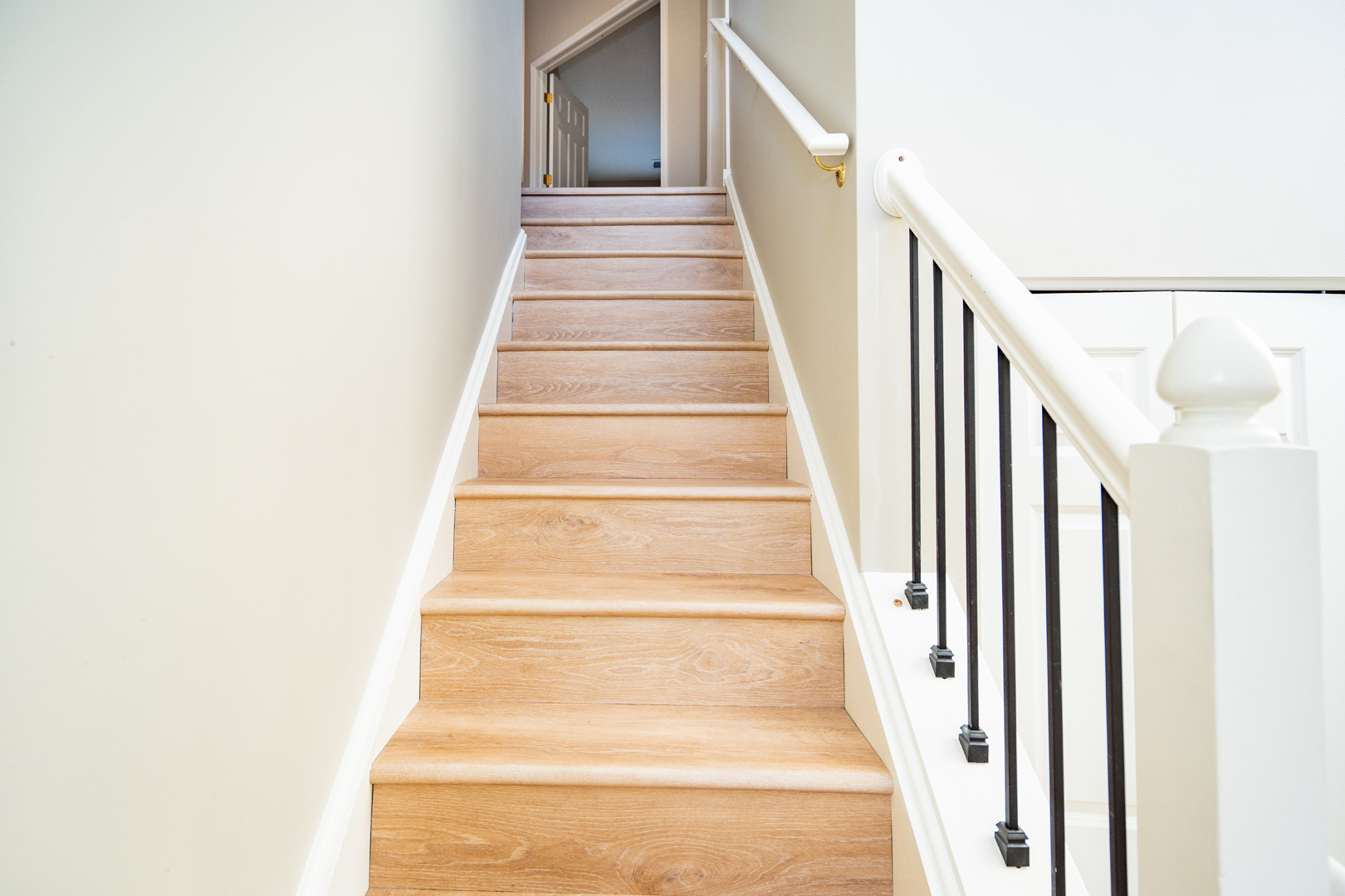 2835 Rutland Circle, Unit 202 Naperville, IL 60564 - Photo 2 of 30