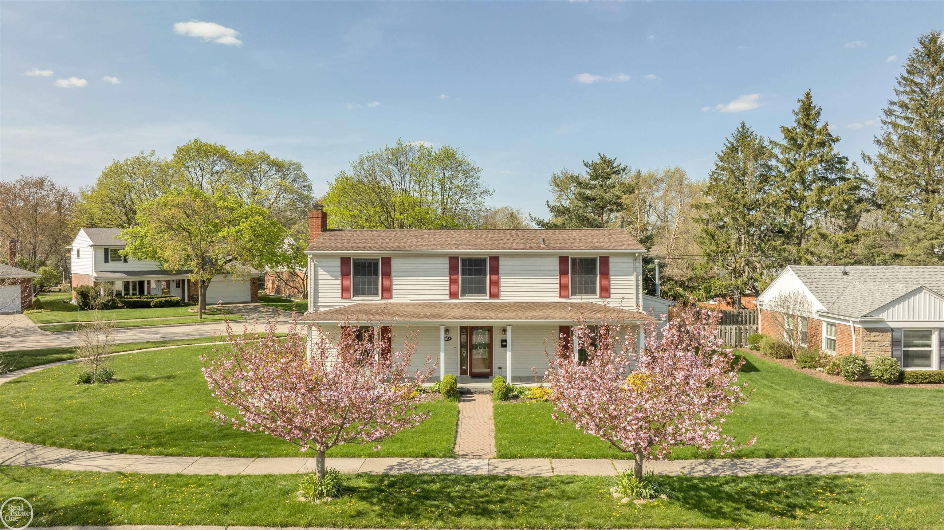 4132 Amherst Road Royal Oak, MI 48073 - Photo 3 of 49 50143663-3af78dd9-ba3f-4b11-9f6a-7b75794cffec.JPG