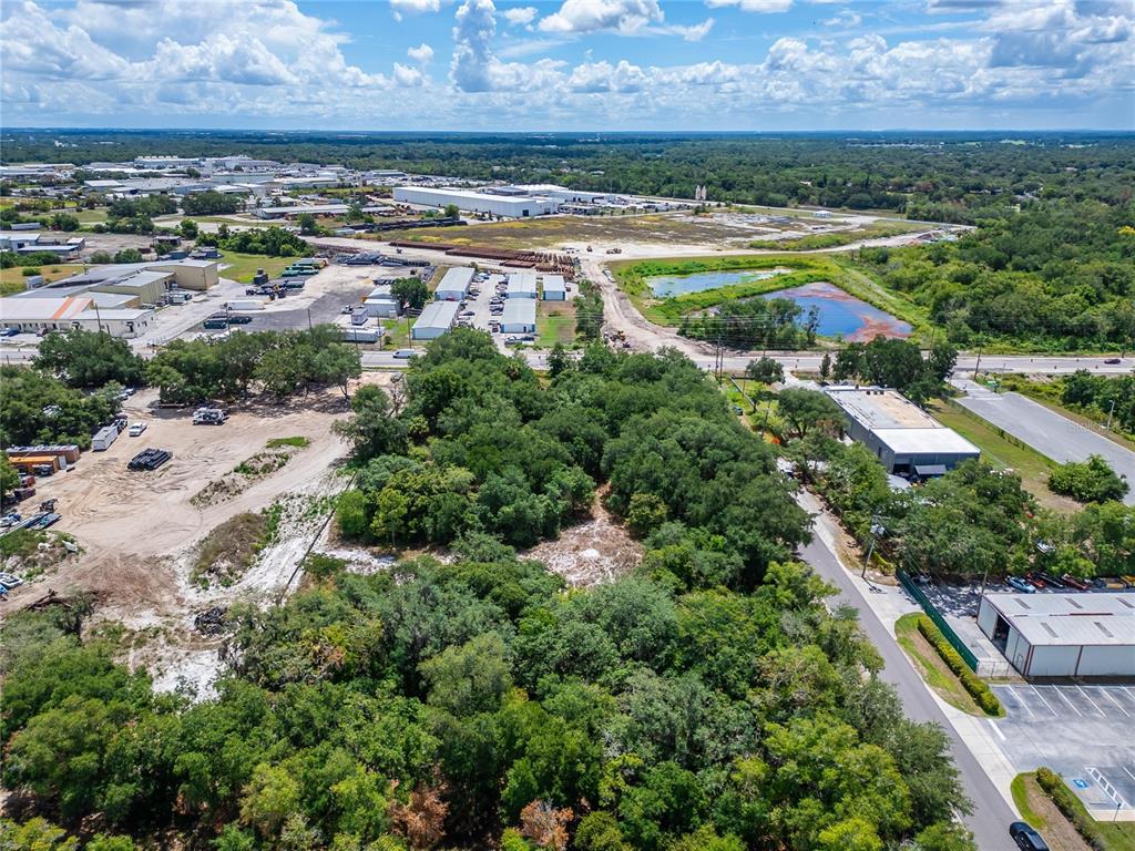 Turkey Creek Road Plant City, FL 33566 - Photo 13 of 35 an aerial view of residential houses with outdoor space and swimming pool