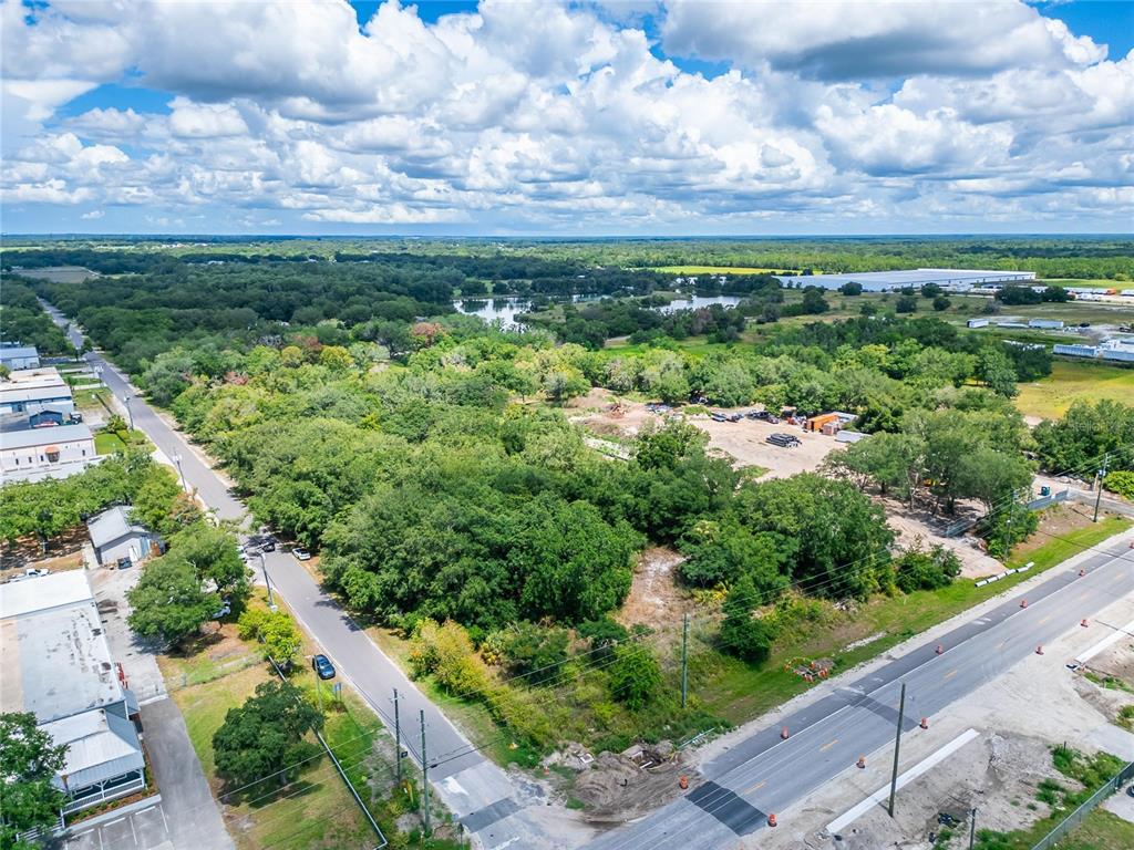 Turkey Creek Road Plant City, FL 33566 - Photo 16 of 35 a view of a lake with a city