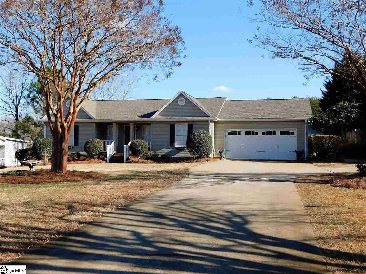 2600 Holiday Road Greer, SC 29651 - Photo 1 of 31