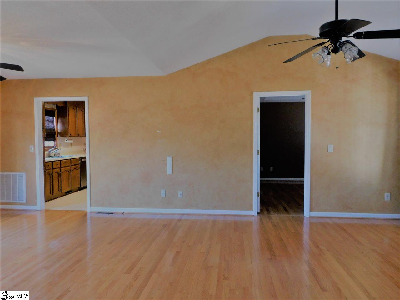 2600 Holiday Road Greer, SC 29651 - Photo 22 of 31