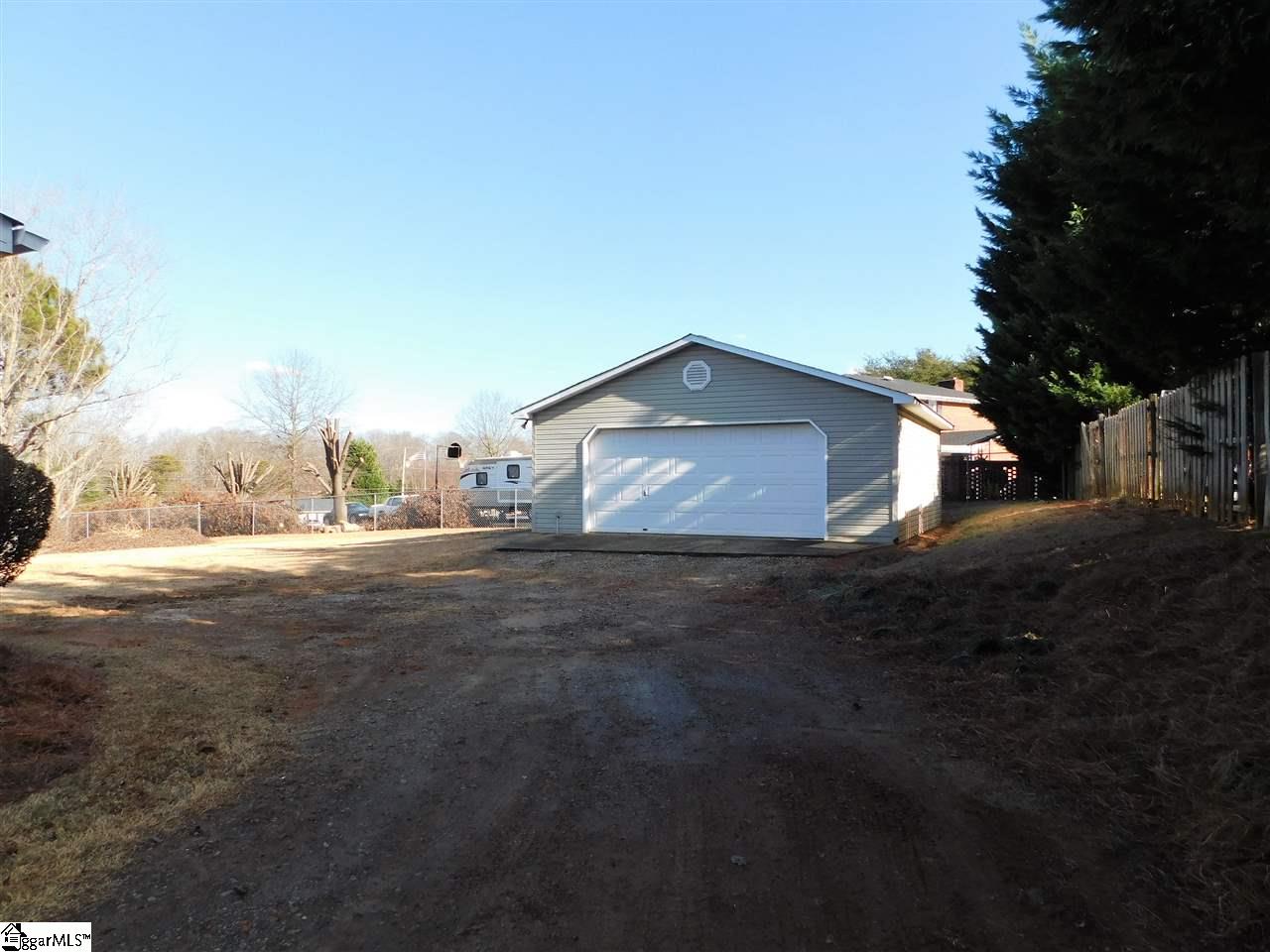 2600 Holiday Road Greer, SC 29651 - Photo 25 of 31