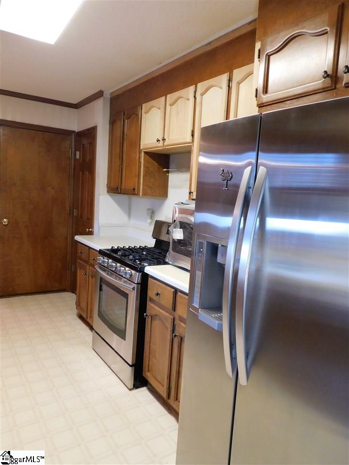 2600 Holiday Road Greer, SC 29651 - Photo 5 of 31