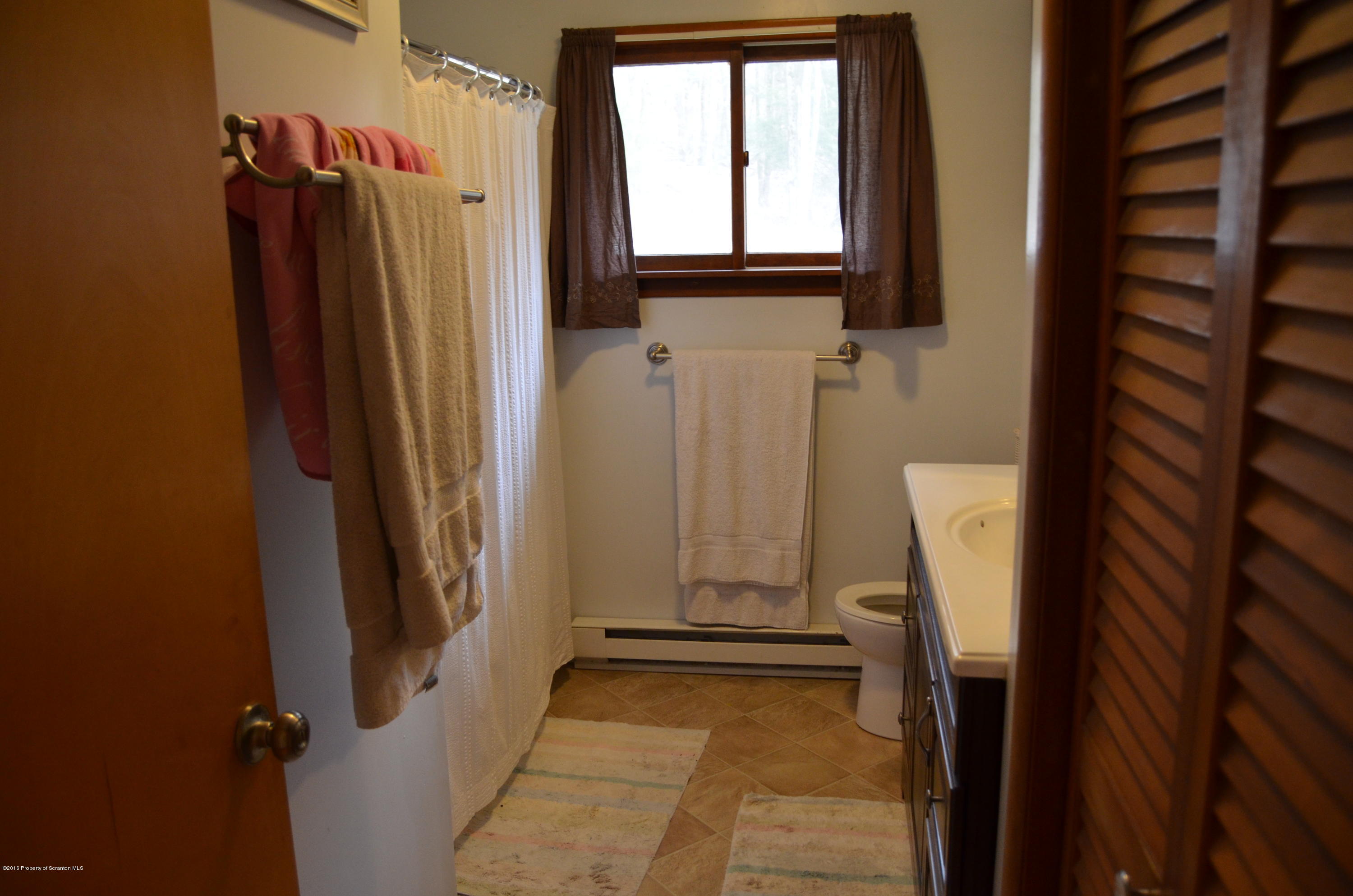 368 Pedrick Road Nicholson, PA 18446 - Photo 6 of 19 Gallery Image 6