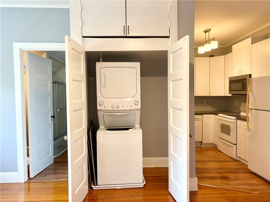 438 Wolcott Avenue, Unit 2 Middletown, RI 02842 - Photo 10 of 23