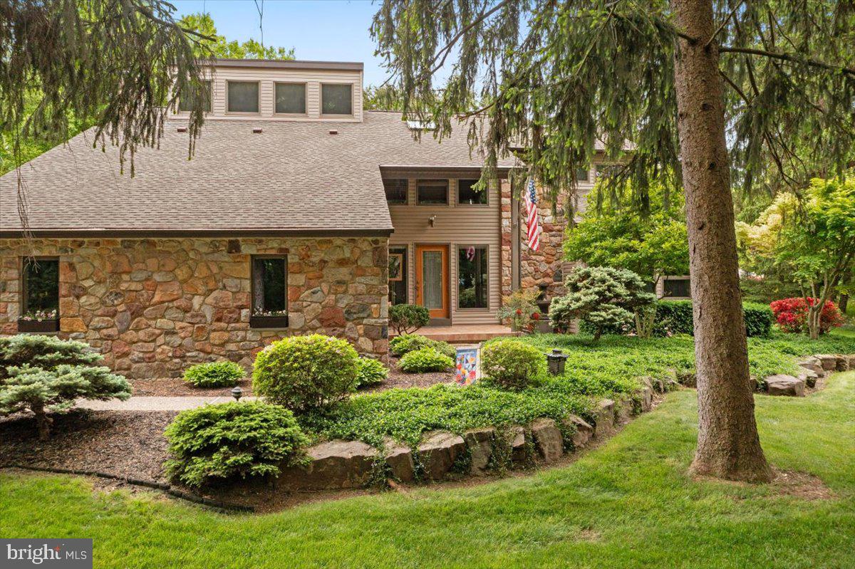 29 Deer Path Road Doylestown, PA 18901 - Photo 4 of 48 Gallery Image 4
