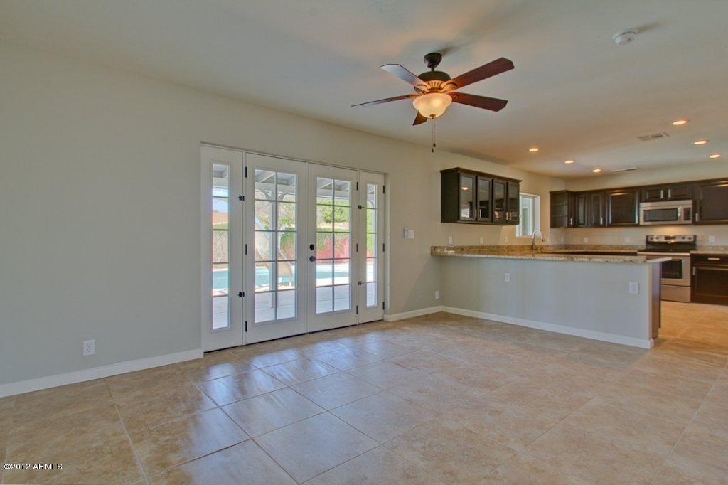 1602 West Ocotillo Road Phoenix, AZ 85015 - Photo 7 of 25 Kitchen/Interior