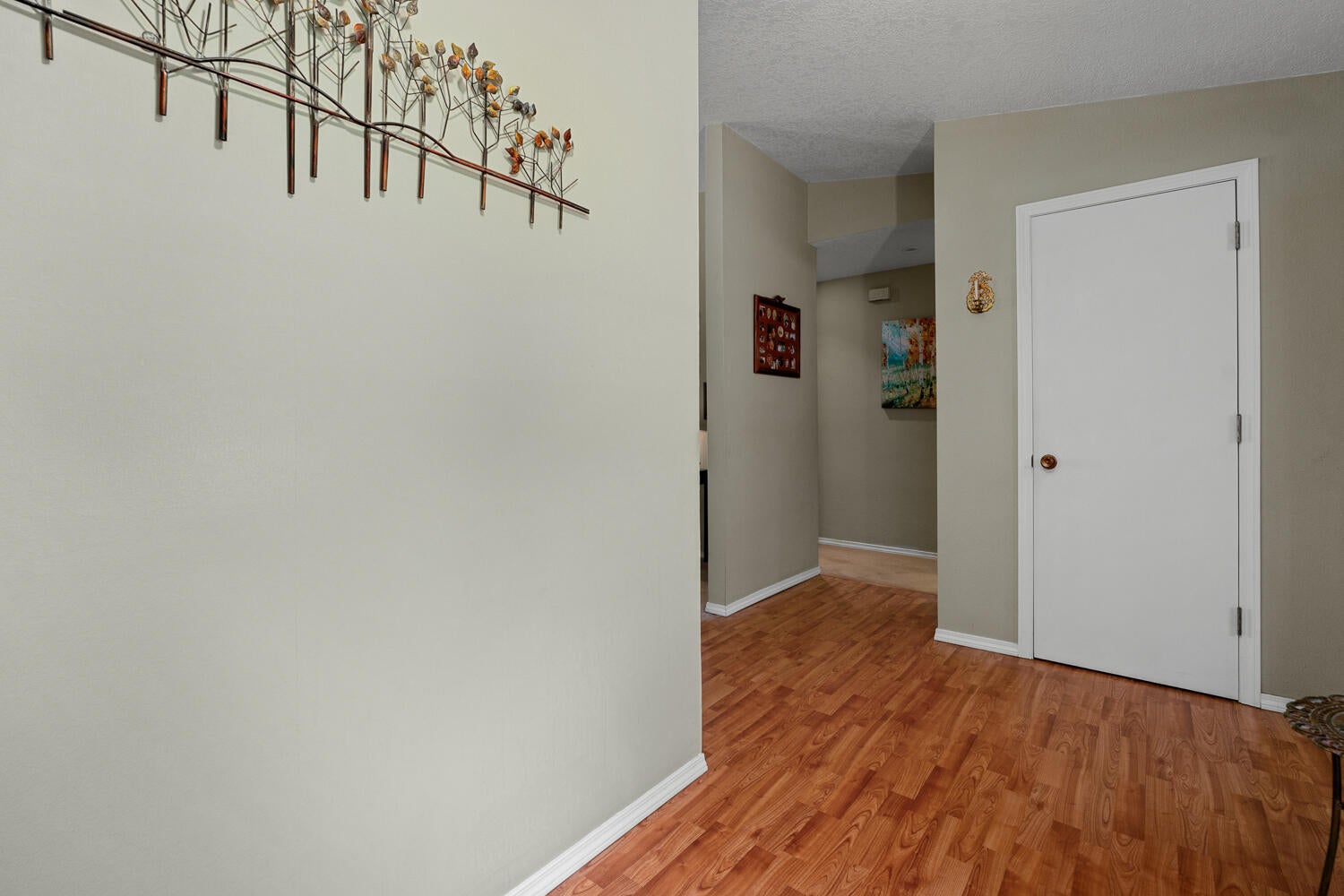 20434 Mainline Road Bend, OR 97702 - Photo 25 of 46 25