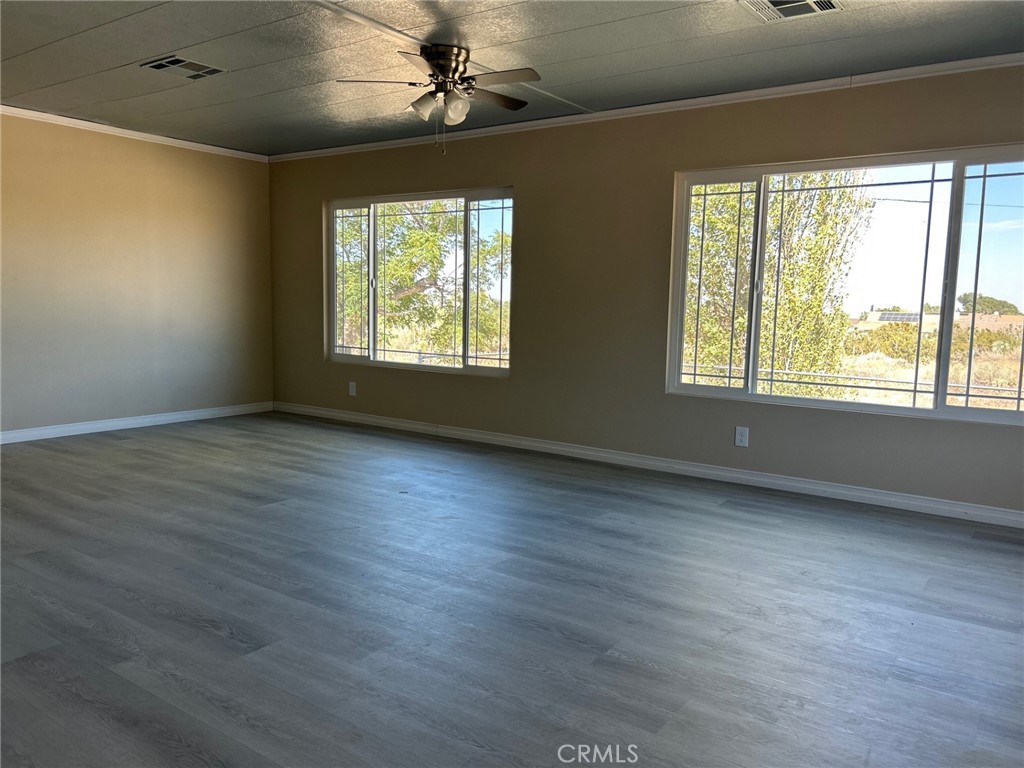 4190 Nielson Road Phelan, CA 92371 - Photo 5 of 12