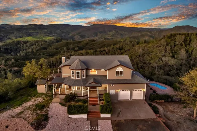 $1,025,000 | 20250 Black Bass Pass Road, Lower Lake, CA 95457
