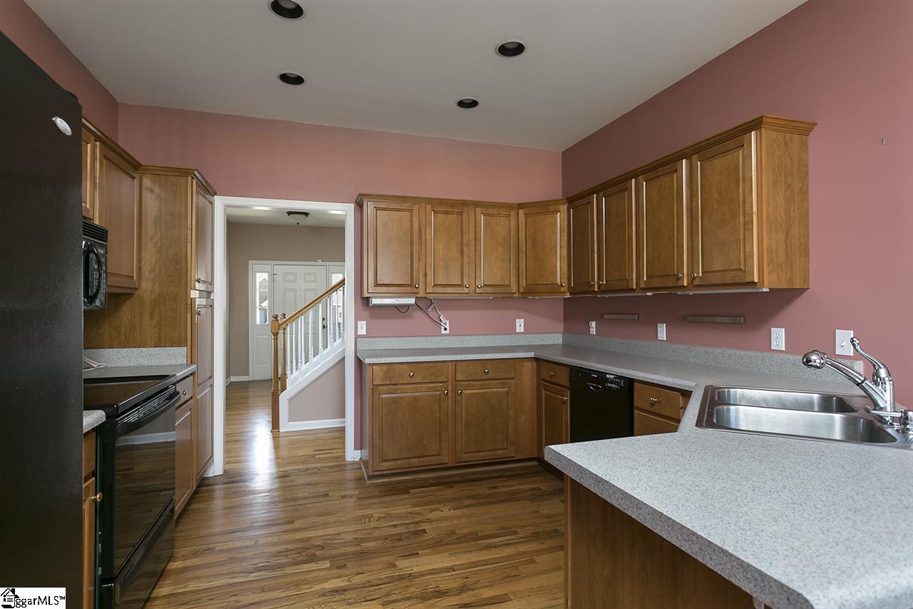 300 Stallion Road Greenville, SC 29617 - Photo 11 of 36