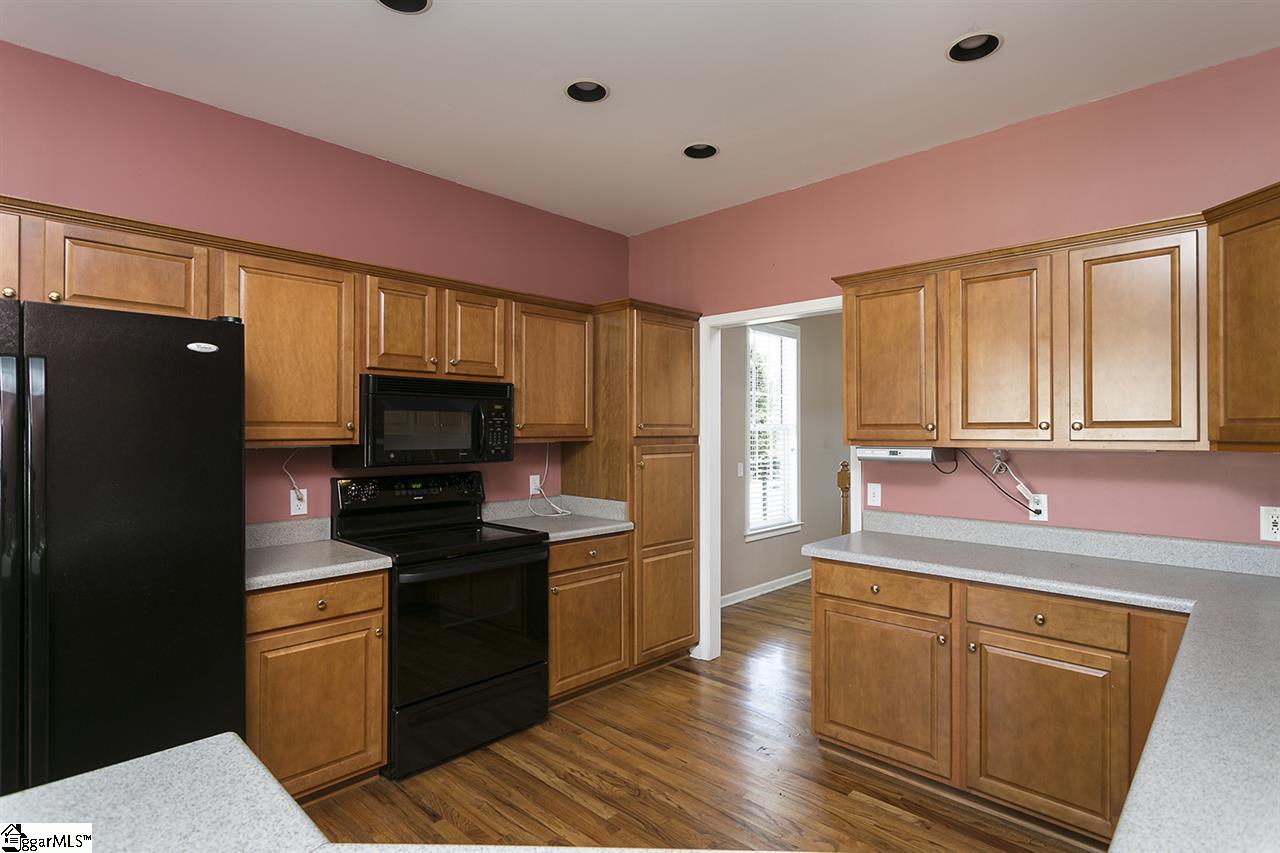 300 Stallion Road Greenville, SC 29617 - Photo 10 of 36