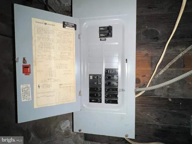 $139,999 | 2508 Tatnall Street, Wilmington, DE 19802