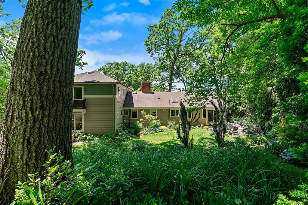 42 Temple Road Wellesley, MA 02482 - Photo 39 of 40