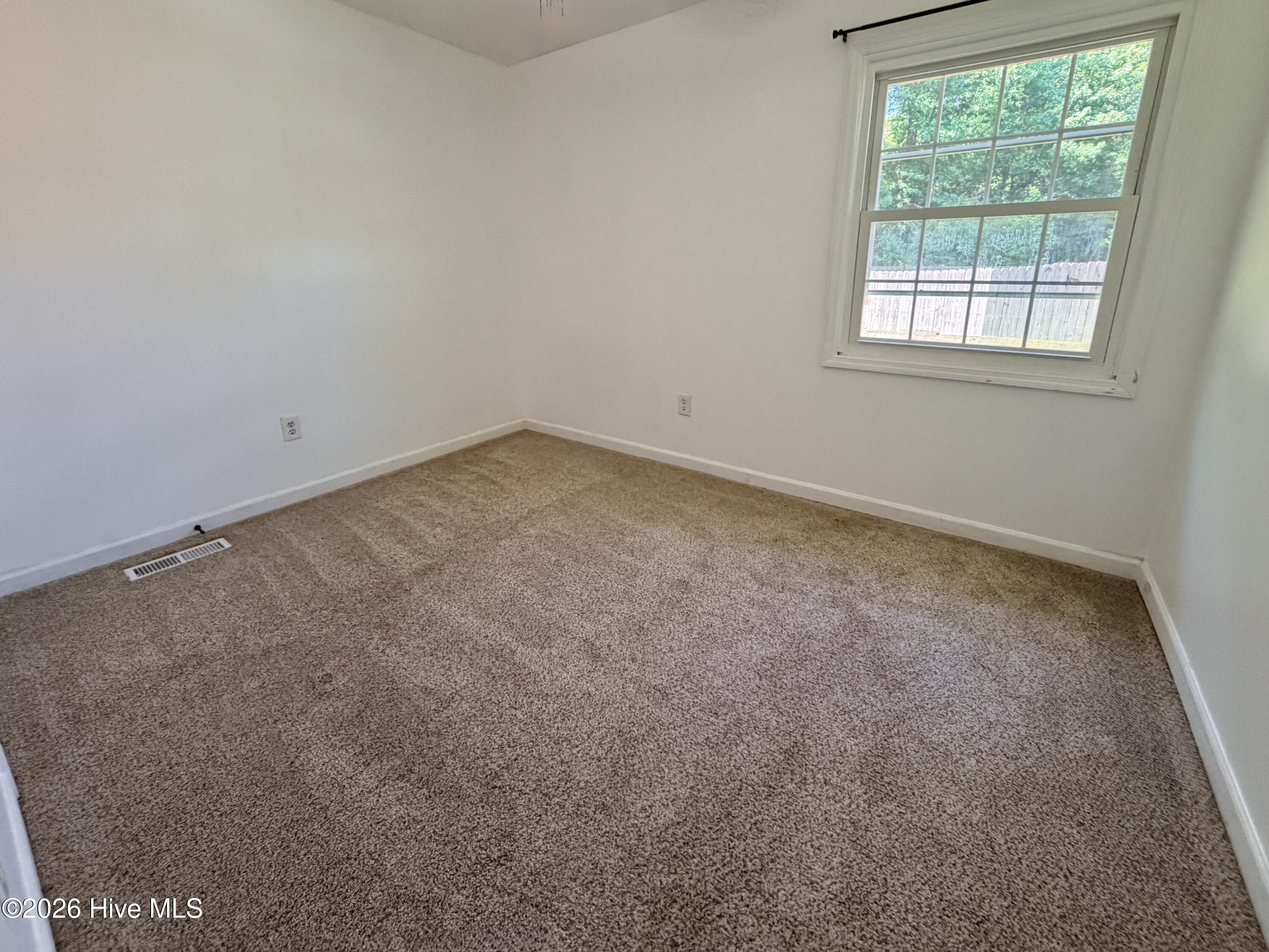 308 Sheffield Road Jacksonville, NC 28546 - Photo 16 of 22 Bedroom 3