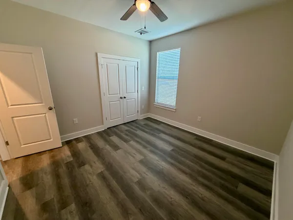 $2,450 | 117 Penny Lane, Valparaiso, FL 32580
