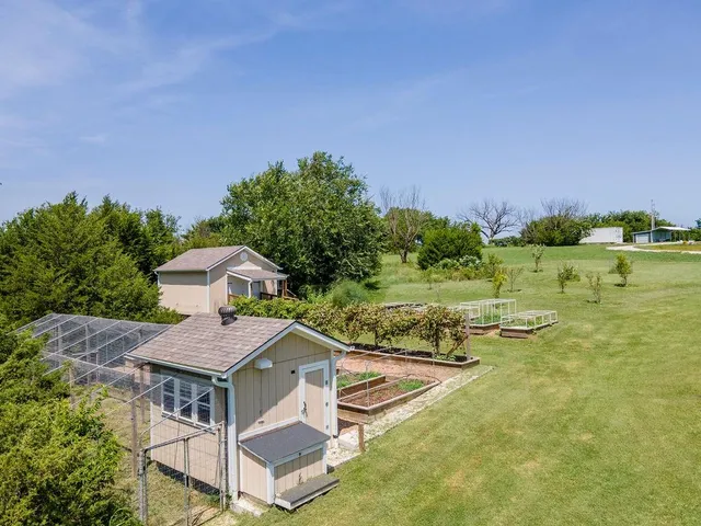 $370,000 | 220 Overlook Drive, Caney, KS 67333