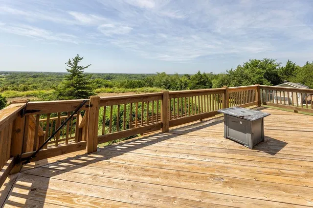 $370,000 | 220 Overlook Drive, Caney, KS 67333