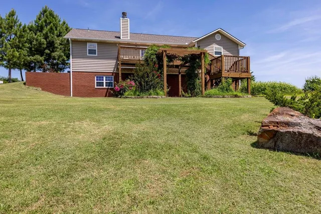 $370,000 | 220 Overlook Drive, Caney, KS 67333