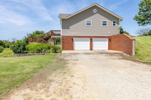 $370,000 | 220 Overlook Drive, Caney, KS 67333