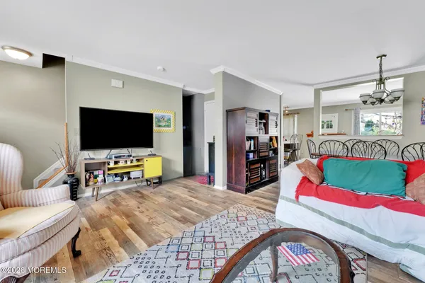 $389,900 | 121 Joan Court, Jackson, NJ 08527
