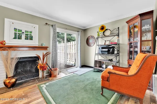 $389,900 | 121 Joan Court, Jackson, NJ 08527