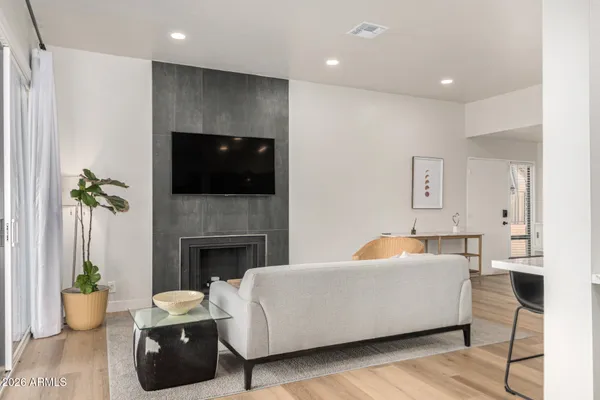 $469,779 | 1209 East Northshore Drive, Unit 138, Tempe, AZ 85283