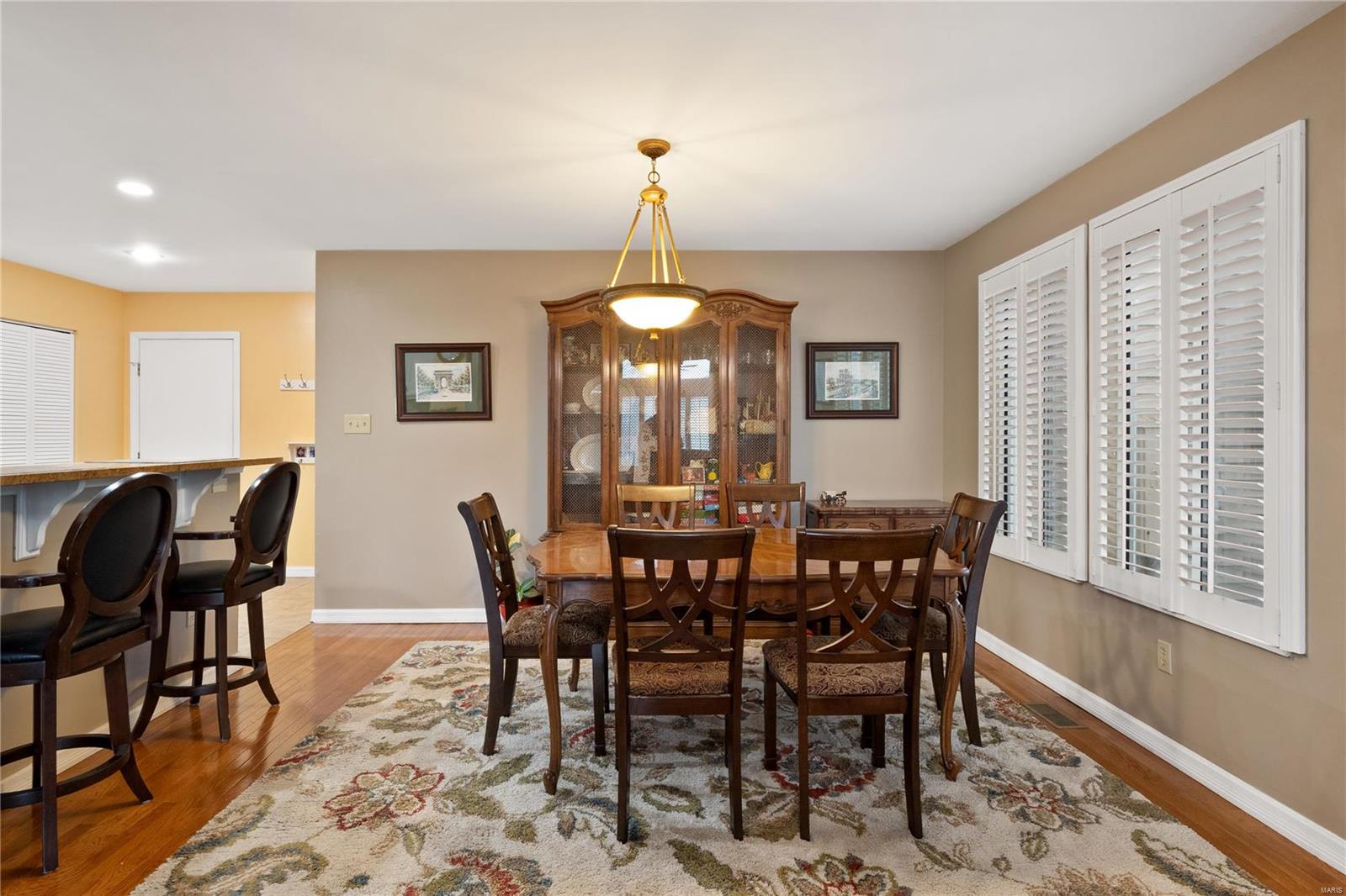 738 Ridgeview Cir Lane Ballwin, MO 63021 - Photo 8 of 30 Gallery Image 8