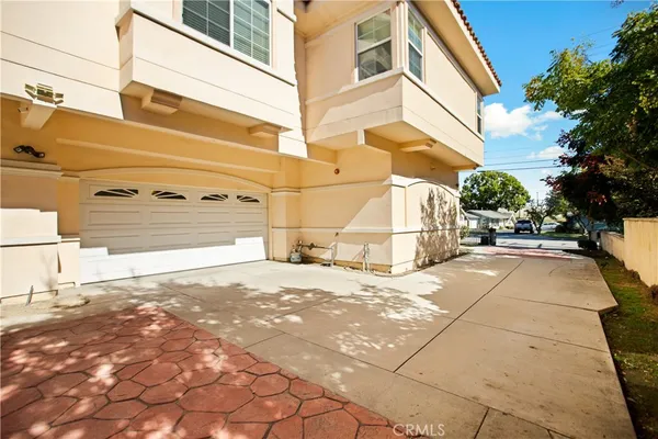 $1,120,000 | 215 South 5th Avenue, Unit A, Arcadia, CA 91006