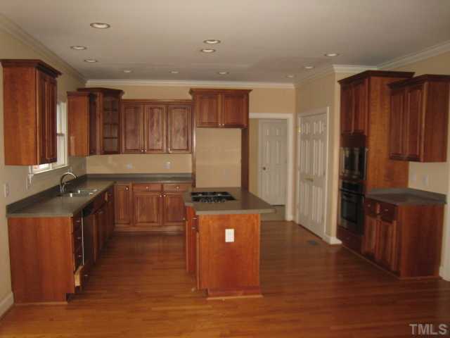 5224 Levering Mill Road Apex, NC 27539 - Photo 8 of 10 Kitchen