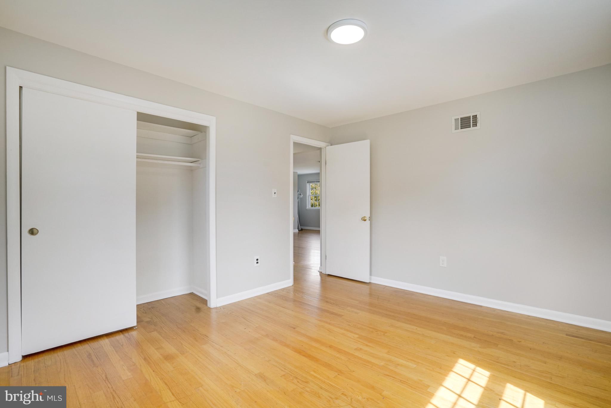 706 North Cleveland Street Arlington, VA 22201 - Photo 17 of 59 a view of empty room