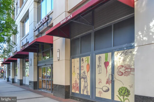 $1,570,600 | 706 North Cleveland Street, Arlington, VA 22201